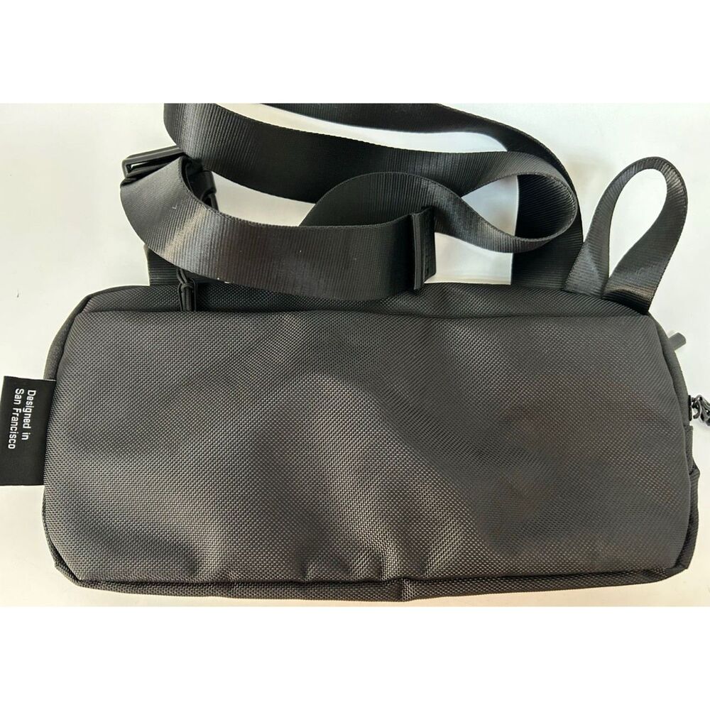 Aer Day Sling 2 Black Waist Bag Crossbody Sling Unisex